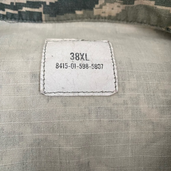 OCP Coat Man’s Utility Air Force Camouflage Pattern - Picture 3 of 10